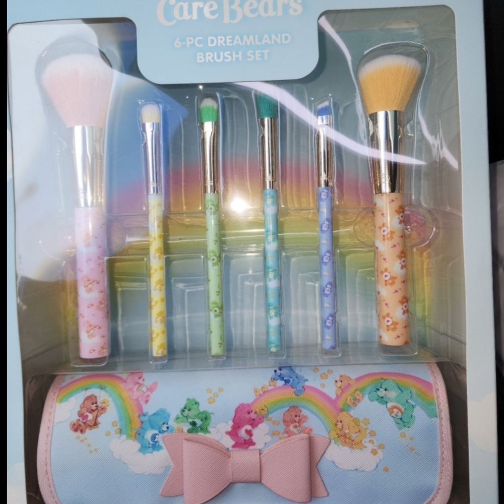 Care Bears Dreamland Brush Set - Multicolor